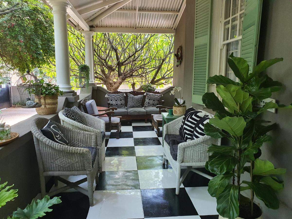 Waterhouse Guest Lodge In Muckleneuk พริทอเรีย ภายนอก รูปภาพ