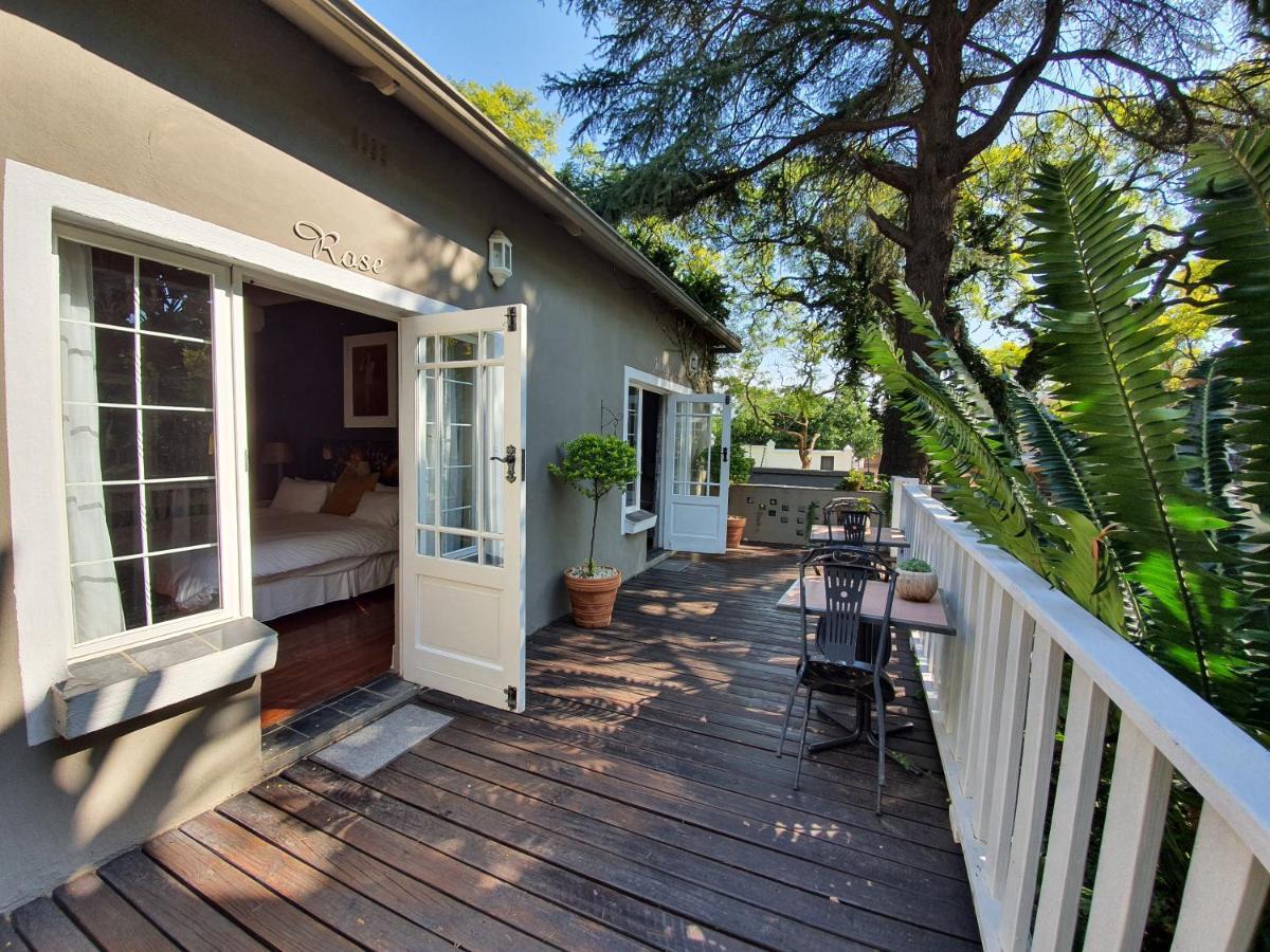 Waterhouse Guest Lodge In Muckleneuk พริทอเรีย ภายนอก รูปภาพ