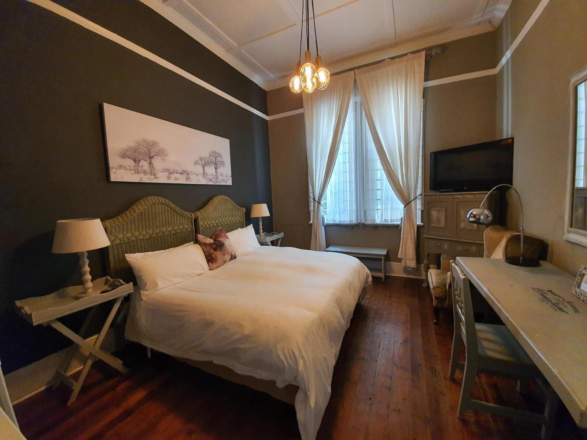 Waterhouse Guest Lodge In Muckleneuk พริทอเรีย ภายนอก รูปภาพ